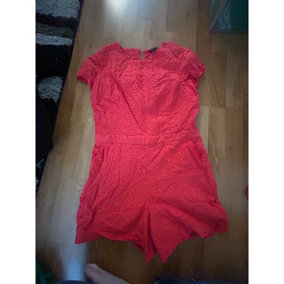 Banana Republic Pants - Coral red romper Banana Republic sz6 
Waist 15” 
Waist to crotch 11”
Inseam 3”